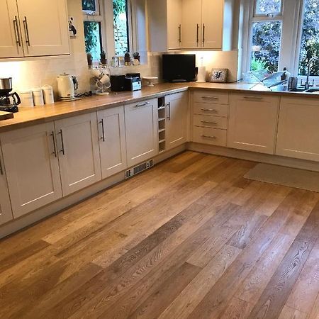 Cotswolds Luxury House In Central Bourton Large Sleeps 2-11. Pet Friendly. Екстериор снимка