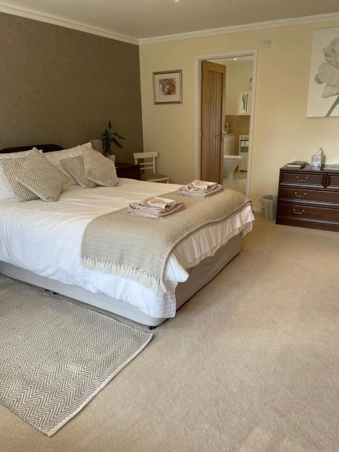 Cotswolds Luxury House In Central Bourton Large Sleeps 2-11. Pet Friendly. Екстериор снимка