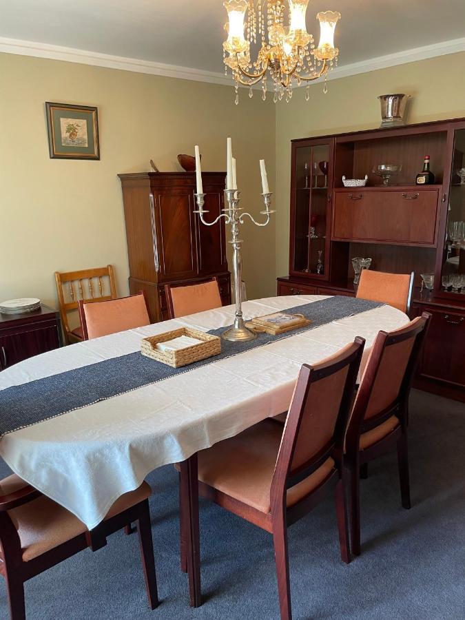 Cotswolds Luxury House In Central Bourton Large Sleeps 2-11. Pet Friendly. Екстериор снимка