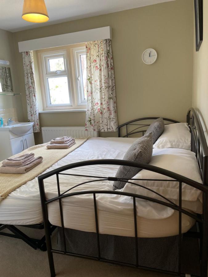 Cotswolds Luxury House In Central Bourton Large Sleeps 2-11. Pet Friendly. Екстериор снимка